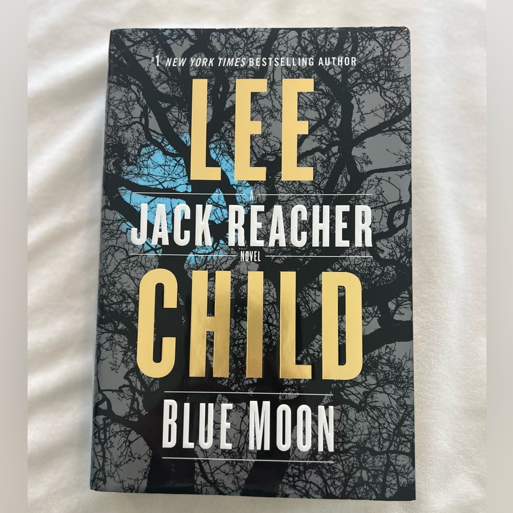 📚BUY 2 GET 1 FREE Jack Reacher Blue Moon by Lee Child